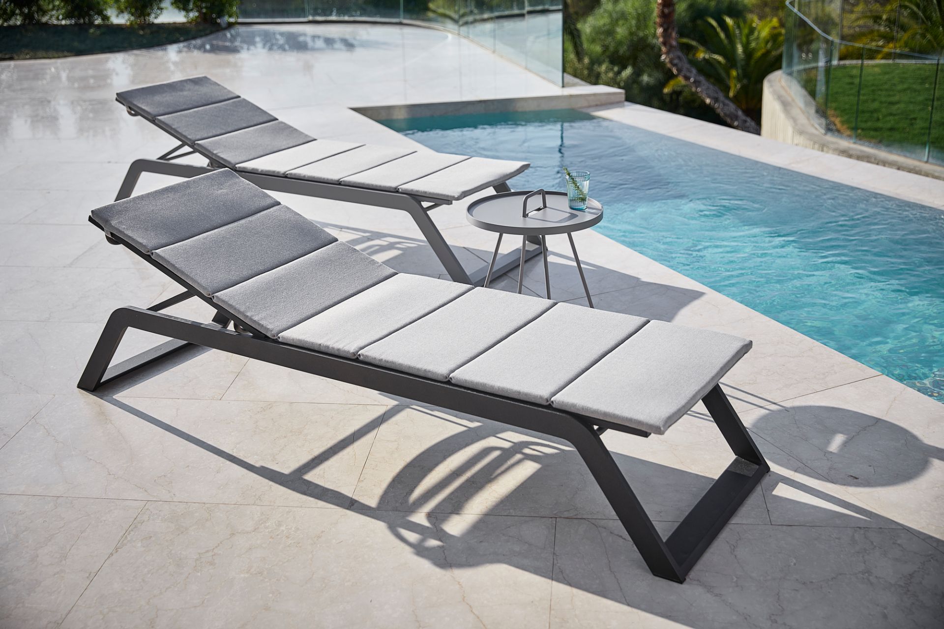 Cane sun lounger clearance
